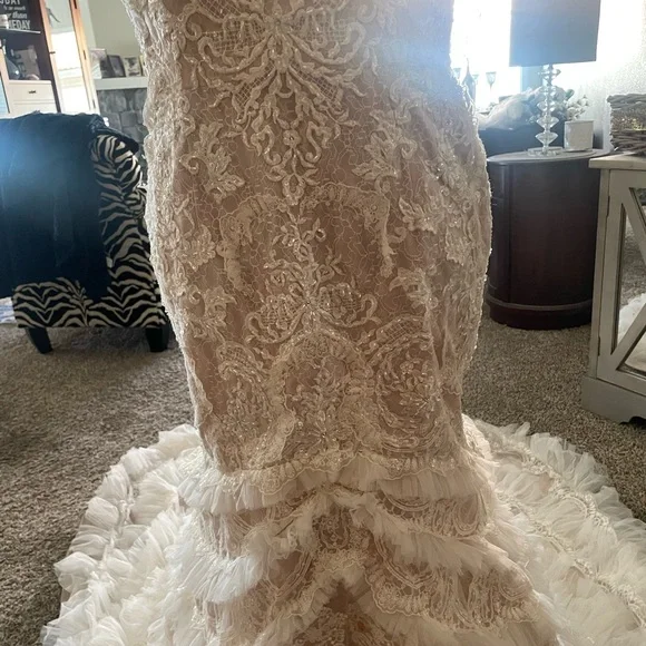 Wedding dress size 14 - Picture 3 of 10